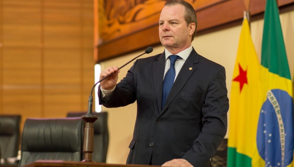 Pedro Longo diz que senadores do Acre têm obrigação de encontrar soluções para situação da BR-364